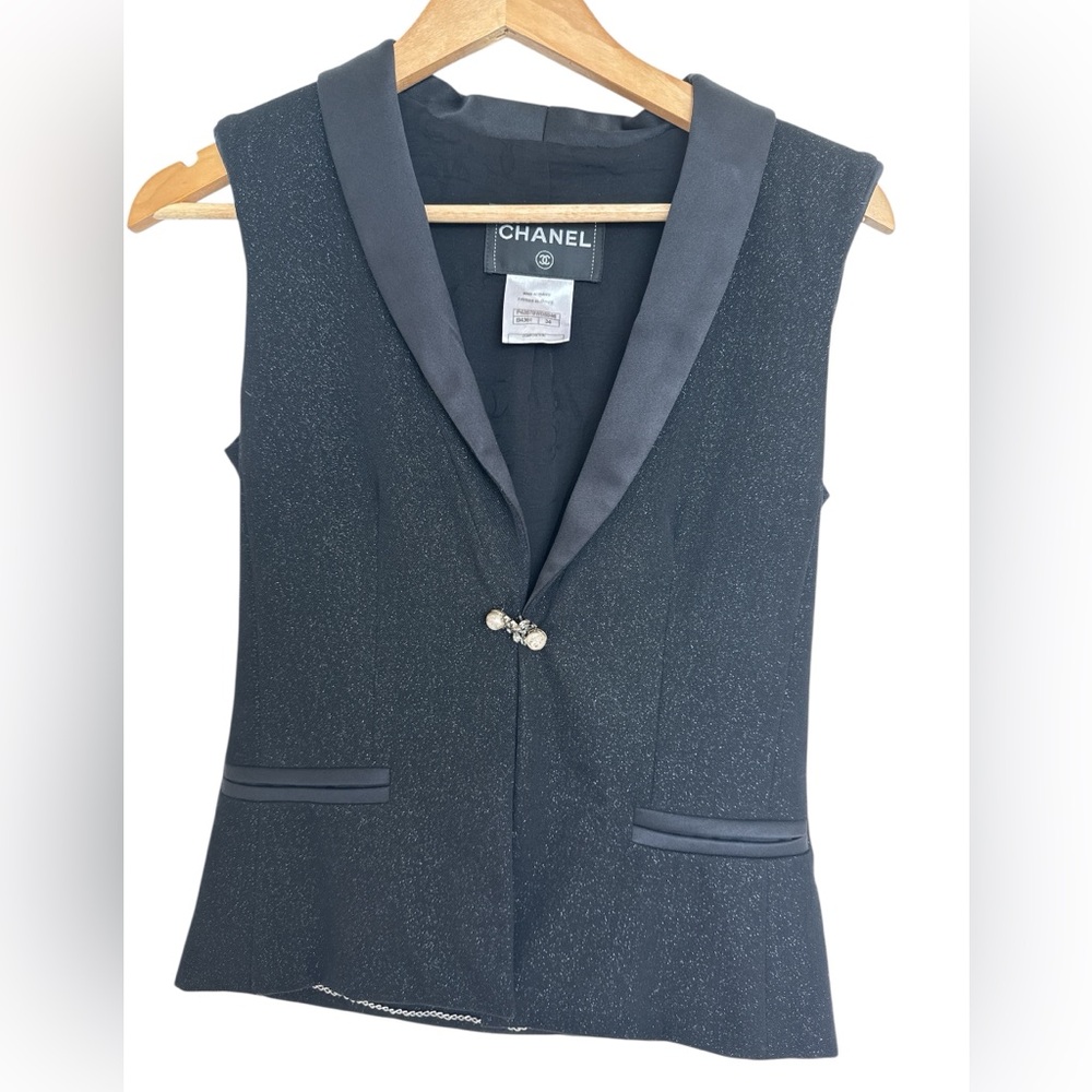 Chanel vest 34 black wool with shimmering silver dots (US Size 0)